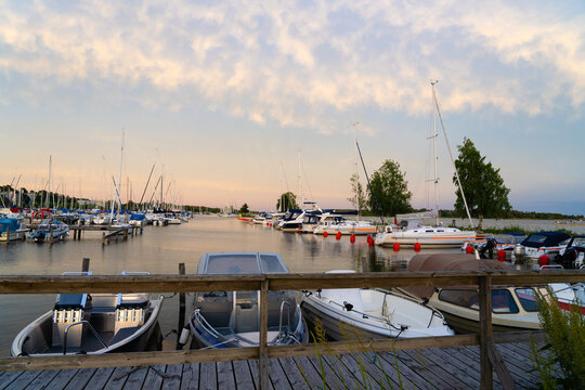 &Ouml;sterm&auml;larstrand hamn V&auml;ster&aring;s