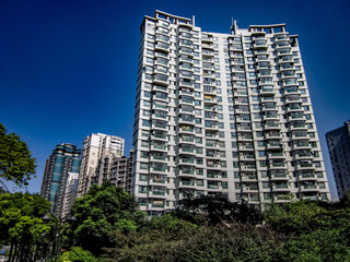 Fototapeta premium El edifico hacia arriba