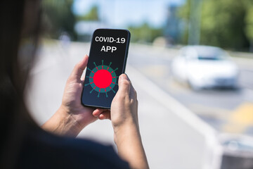 using covid-19 application on smartphone