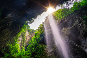 Fototapeta na wymiar Smal waterfall in Wulong National Park