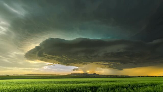 Time lapse of Tornadic Cell over Grassy Field