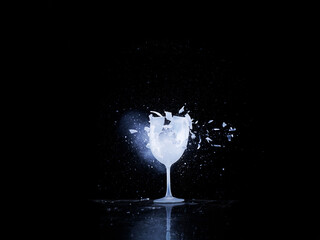 Explosion of wine glass-High speed photo