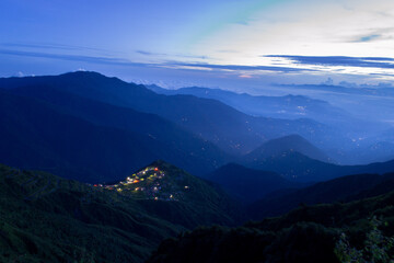 Fototapeta premium A HAMLET BENEATH THE DUSK