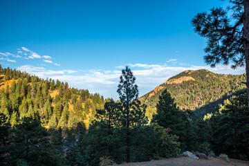 Fototapeta premium Rocky landscape scenery of Colorado Springs, Colorado