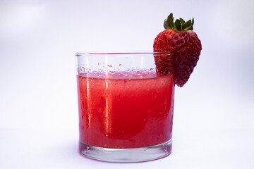 Strawberry drink with vodka and apple to sweeten naturally.