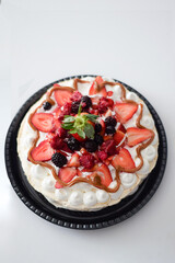 Pavlova de Frutos Rojos