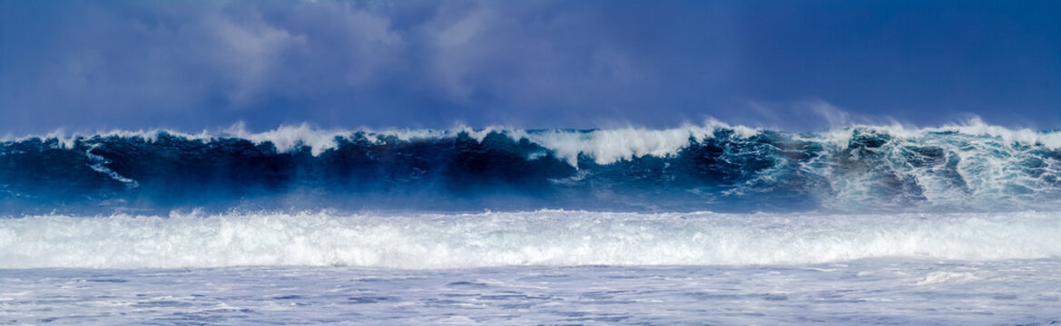 longue vague de houle australe, île de la Réunion © Unclesam