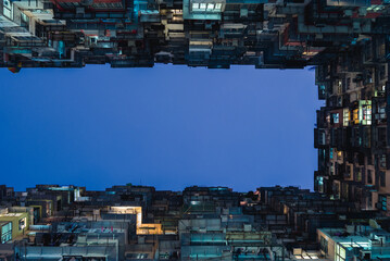 Fototapeta na wymiar Hong Kong apartment building