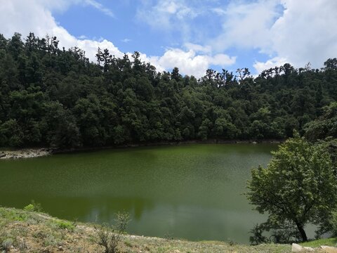 Deoria Tal trek, View of Himalayas, Deoria trek, Trek to Deoria Tal, Chopta, Chandrashilla peak, 