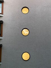 Bischöfliches Ordinariat runde Fenster dahinter Treppenhaus