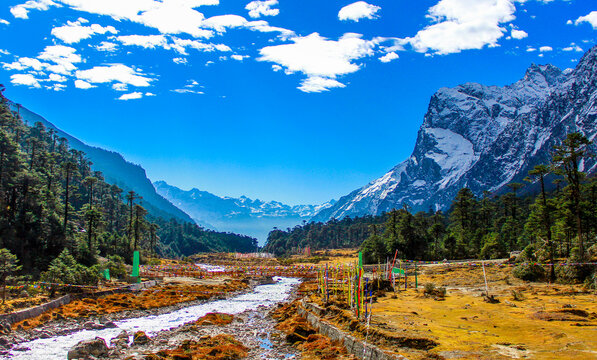 beautiful valley 