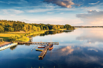 Wunderschöner See in Mecklenburg-Vorpommern mit Kutter - Deutschland - Güstrow, Inselsee