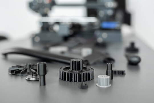 3d printed objects on the table in the laboratory