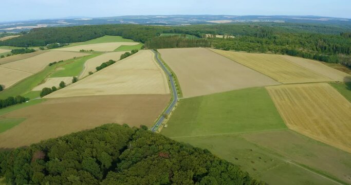 flight above fields, oberes mittelrheintal 