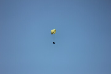 skydiving
