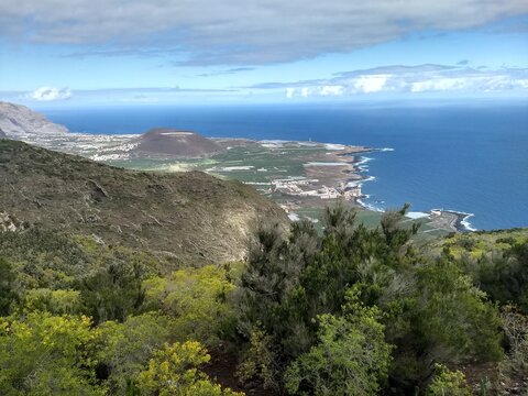 Vista panor&aacute;mica del sur de la isla Tenerife, Islas Canarias. 