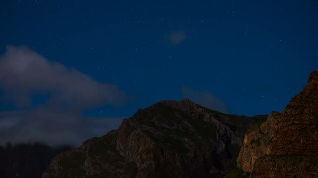 Nighty timelapse from Eida Do Serrado viewpoint on Madeira, Portugal