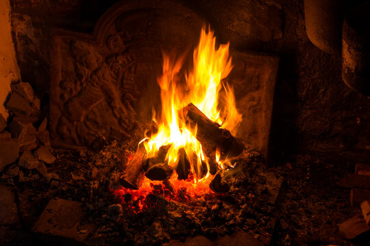 Open log fire 