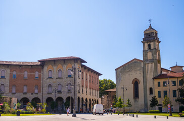 Obraz premium Pisa, Italy - August 14, 2019: St Anthony Abbey catholic church near the Piazza Vittorio Emanuele square in the historic centre of Pisa in Tuscany