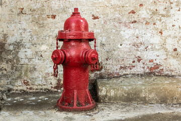 old red fire hydrant