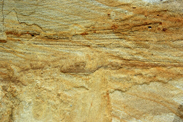 Granular texture of sand in heterogeneous layers.