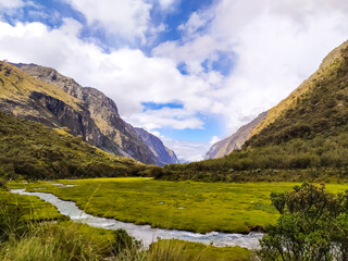 Fototapeta na wymiar Alpine landscapes of the Andes near Huaraz in Peru