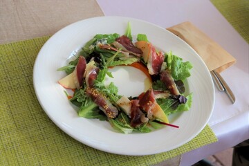 salad with chicken