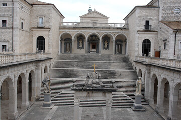 Obraz premium Cassino, Italy - January 15, 2008: The Cloister of Bramante at the abbey of Montecassino