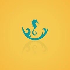 seahorse icon © captainvector