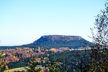 Szczeliniec, widok ze skalniaka © calibanx