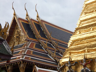 Churches and pagodas, Phra Kaew temple