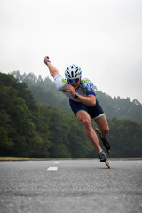 A man during a rollerblade competition - obrazy, fototapety, plakaty
