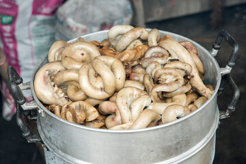 Recipient with trips, Market in central Thailand