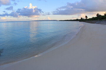 早朝の前浜ビーチ