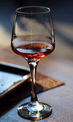 Photo macro of delicious red wine