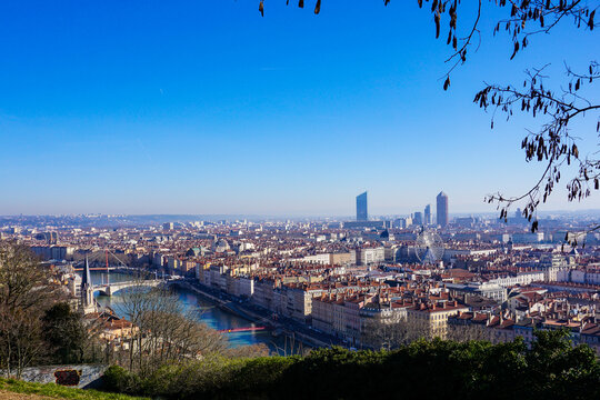 LYON