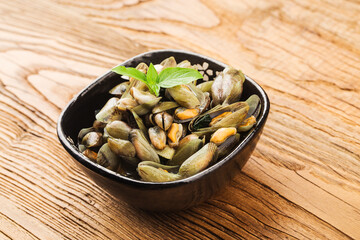 Chinese  Chiuchow  cuisine：a plate of Musculus senhousei