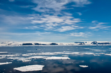 Fototapeta na wymiar Ice floe, Weddell Sea, Antarctica