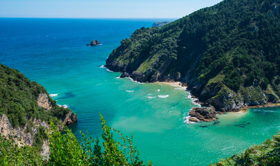 Emerald water at the bay
