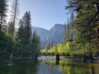 lake in yosemite