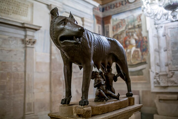 The bronze statue of the Capitoline Wolf - Lupa Capitolina - 367825769