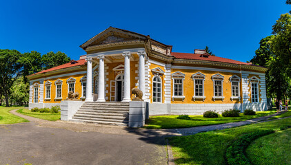 A beautiful and picturesque palace in Samchiky. Travel by Ukraine..