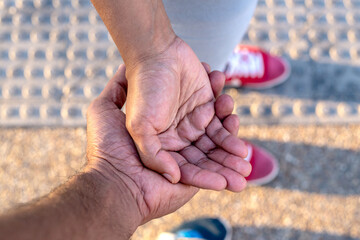 Lovers hands, Asian couples