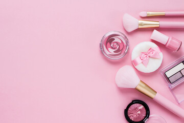 ピンクのコスメ　化粧品の背景素材