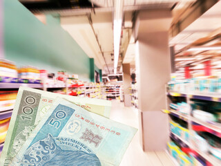 Supermarkt und Geld Polnische Zloty PLN