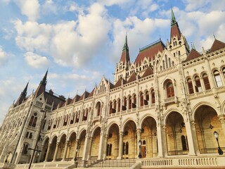 Fototapeta na wymiar Parliament in budapest