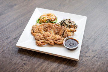 fried chicken cutlet