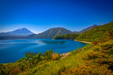 Naklejka na ściany i meble lake and Fuji mountains