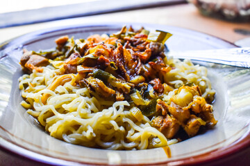 chicken, food, healthy, lunch, meal, delicious, dinner, fresh, restaurant, cuisine, hot, traditional, bowl, noodle, gourmet, soup, cooking, white, homemade, diet, meat, broth, green, eat, nutritious, 