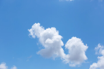 Fototapeta premium Blue sky background with clouds